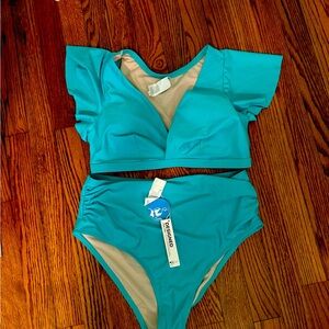 Brand new Cupshe bathing suit